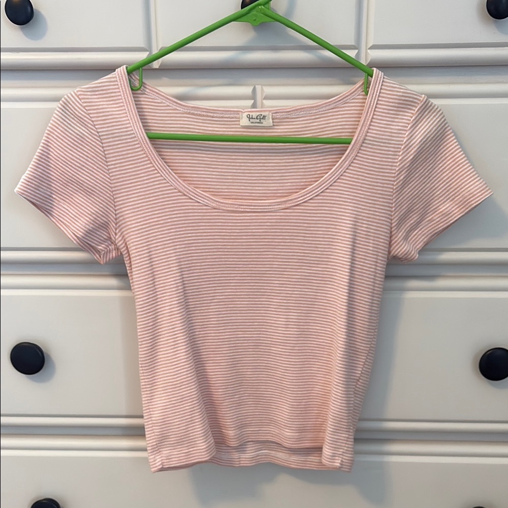 Brandy Melville top